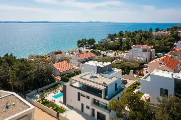 Petrčane Villa for 8 Guests with 4 Bedrooms