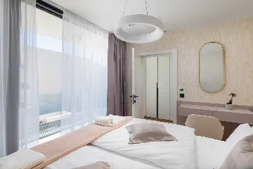 Petrčane Villa for 8 Guests with 4 Bedrooms