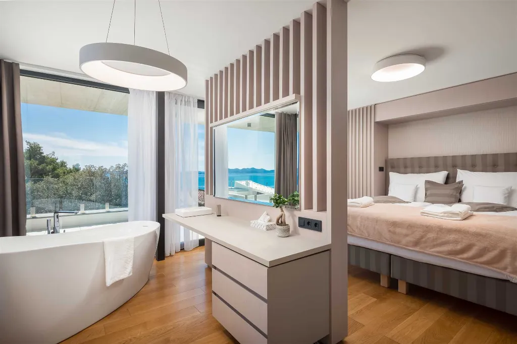 Petrčane Villa for 8 Guests with 4 Bedrooms