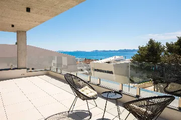 Petrčane Villa for 8 Guests with 4 Bedrooms