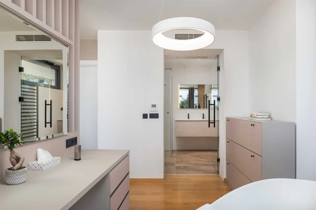Petrčane Villa for 8 Guests with 4 Bedrooms