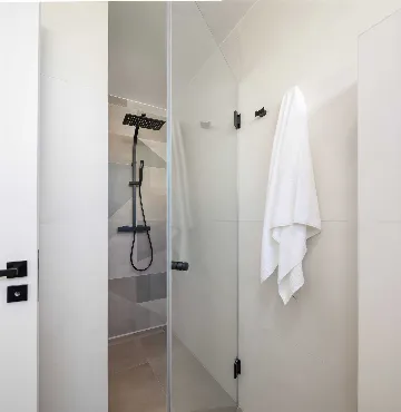 Petrčane Villa for 8 Guests with 4 Bedrooms