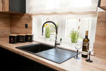 Air-Conditioned Apartment with Balcony in Zadar