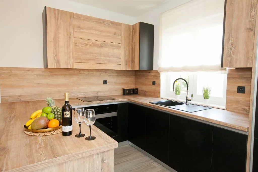 Air-Conditioned Apartment with Balcony in Zadar