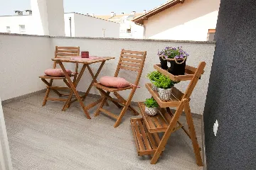 Air-Conditioned Apartment with Balcony in Zadar