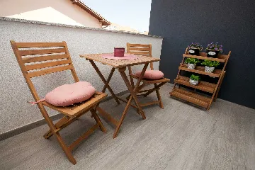 Air-Conditioned Apartment with Balcony in Zadar