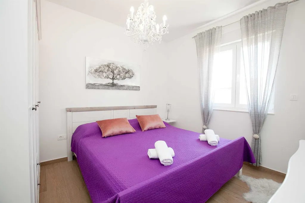 Air-Conditioned Apartment with Balcony in Zadar