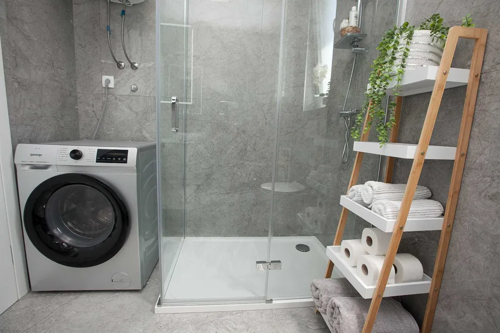 Air-Conditioned Apartment with Balcony in Zadar