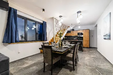 Sea-View Penthouse for 6 in Sukošan