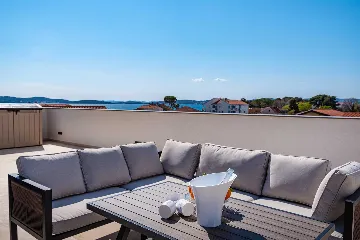 Sea-View Penthouse for 6 in Sukošan