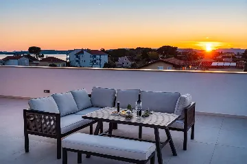Sea-View Penthouse for 6 in Sukošan