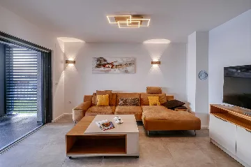 Apartment in Povljana for 6 with Private Pool