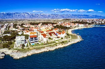 Apartment in Povljana for 6 with Private Pool