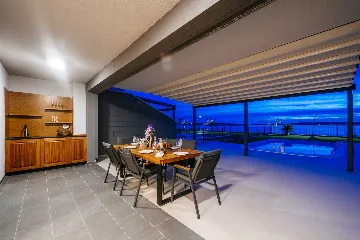 Apartment in Povljana for 6 with Private Pool