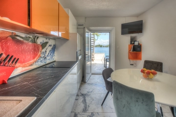 Solo Apartment in Prožurska Luka