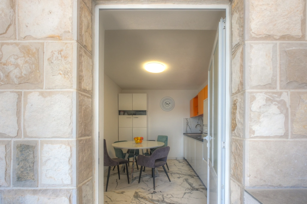 Solo Apartment in Prožurska Luka