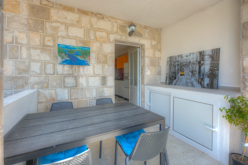 Solo Apartment in Prožurska Luka