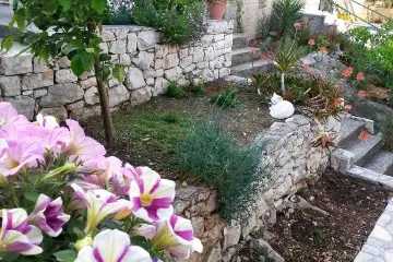 Seafront apartment for 2 in Babino Polje