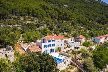 3-Bedroom Villa for 6 Guests in Babino Polje