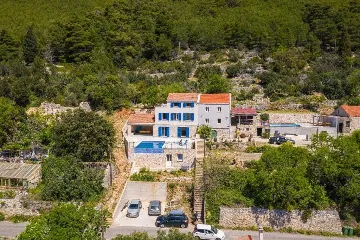 3-Bedroom Villa for 6 Guests in Babino Polje
