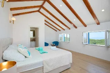 3-Bedroom Villa for 6 Guests in Babino Polje