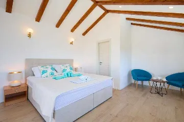 3-Bedroom Villa for 6 Guests in Babino Polje