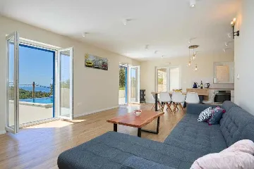 3-Bedroom Villa for 6 Guests in Babino Polje