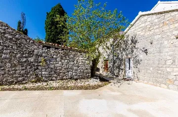 Apartment for 4 Guests in Maranovići, Croatia