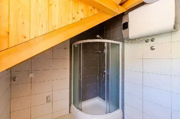 Apartment for 4 Guests in Maranovići, Croatia