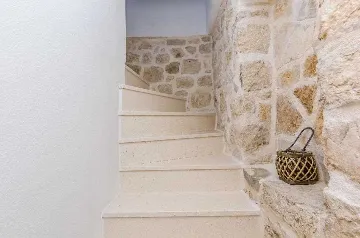 Apartment for 4 Guests in Maranovići, Croatia