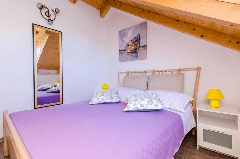 Apartment for 4 Guests in Maranovići, Croatia
