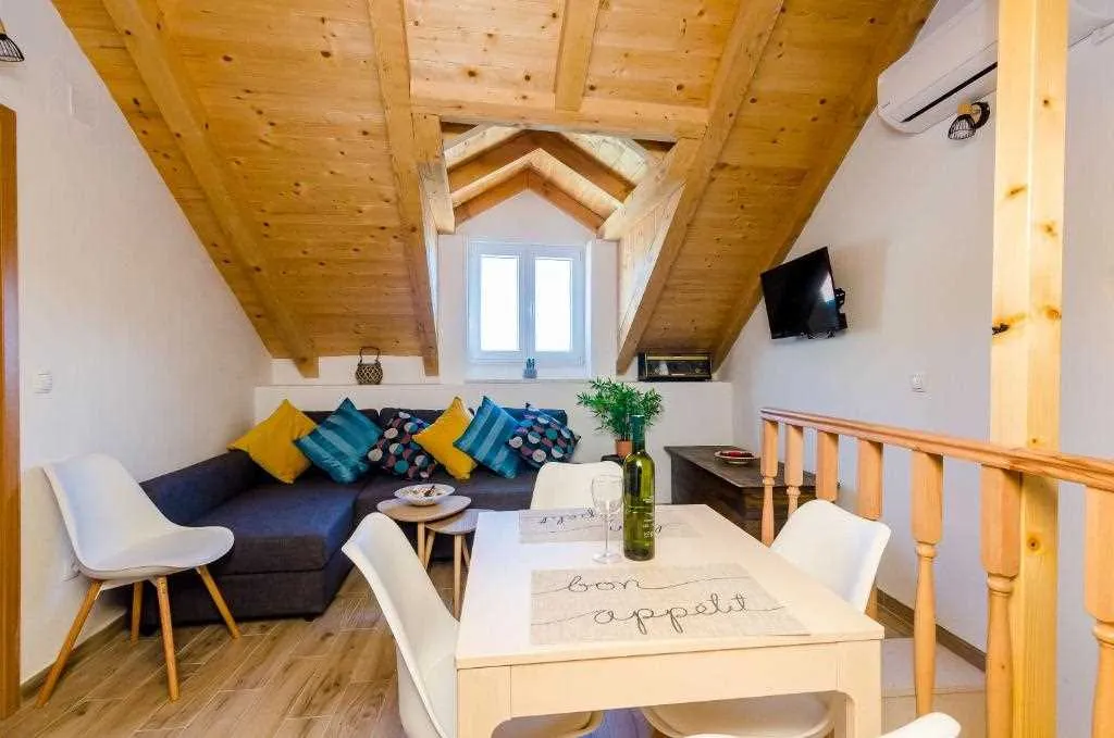 Apartment for 4 Guests in Maranovići, Croatia