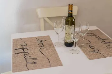 Apartment in Maranovići for Up to 4 Guests