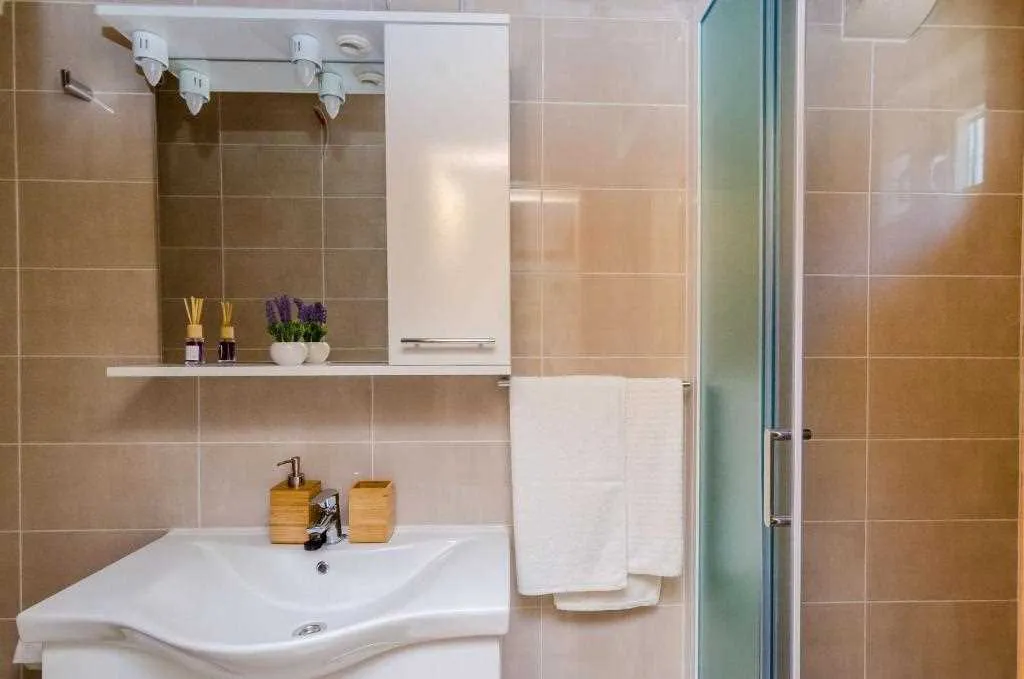 Apartment in Maranovići for Up to 4 Guests