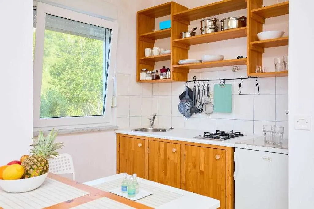 Apartment for 2 Guests with Balcony in Babino Polje