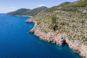 Apartment for 2 Guests with Balcony in Babino Polje