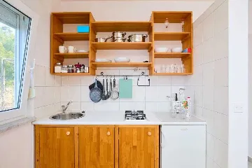 Apartment for 2 Guests with Balcony in Babino Polje