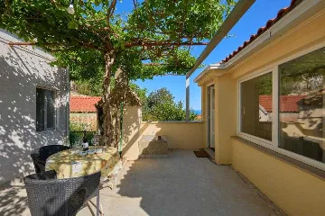 Babino Polje Apartment for Up to 5 Guests