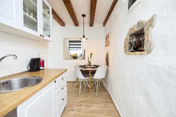 Country House for 4 Guests in Babino Polje