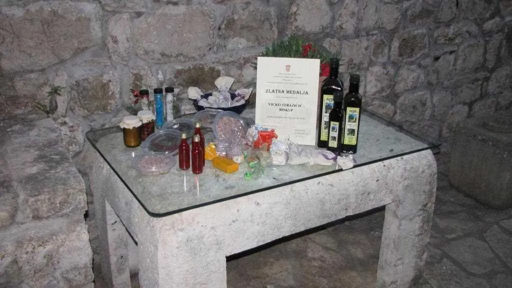 Country House for 4 Guests in Babino Polje