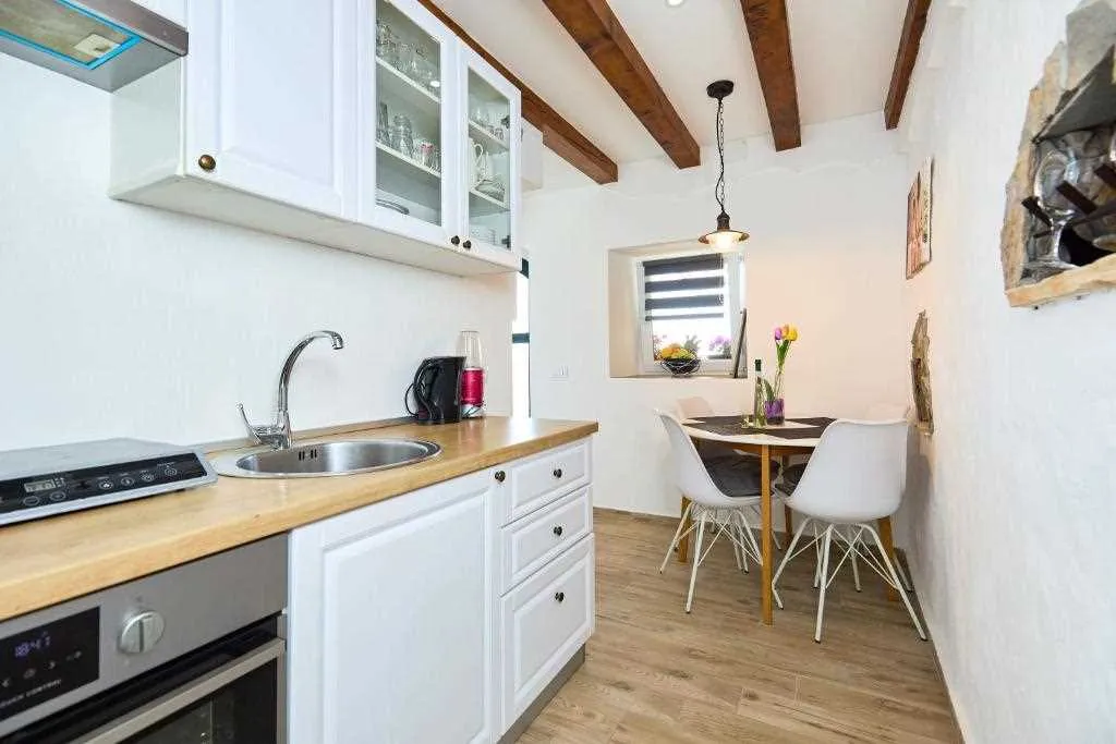 Country House for 4 Guests in Babino Polje