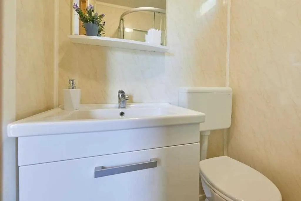 Tiny House Mobile Home in Babino Polje (Up to 5)