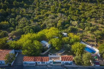 Tiny House Mobile Home in Babino Polje (Up to 5)