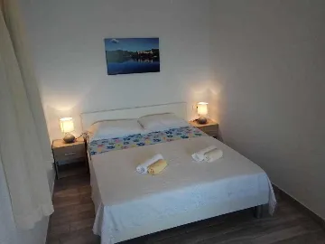 Apartment with Private Jacuzzi in Babino Polje