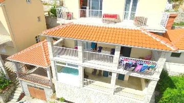 Apartment with Private Jacuzzi in Babino Polje