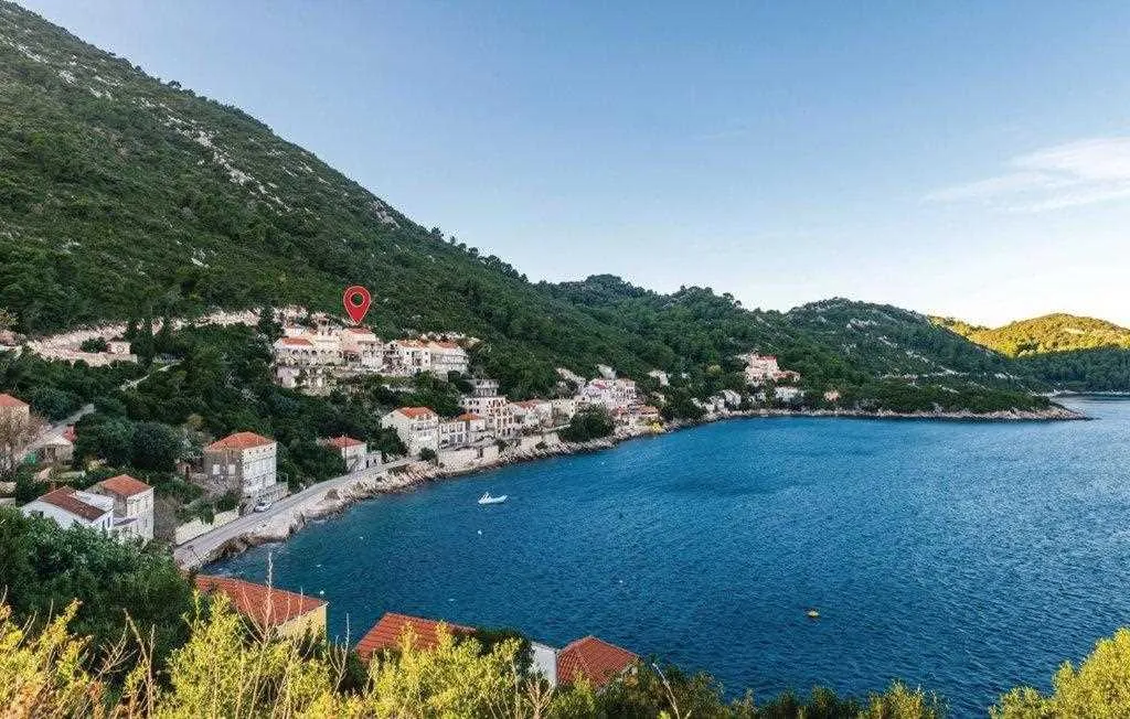 Two-Bedroom Apartment in Sobra, Croatia