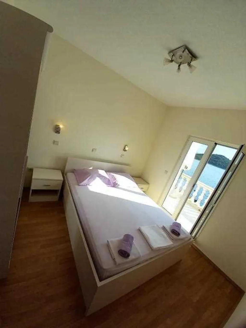 Babino Polje Apartment with Balcony for 4 Guests