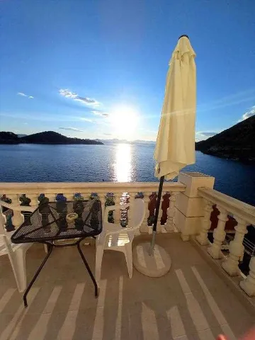 Apartment for 2 Guests in Babino Polje