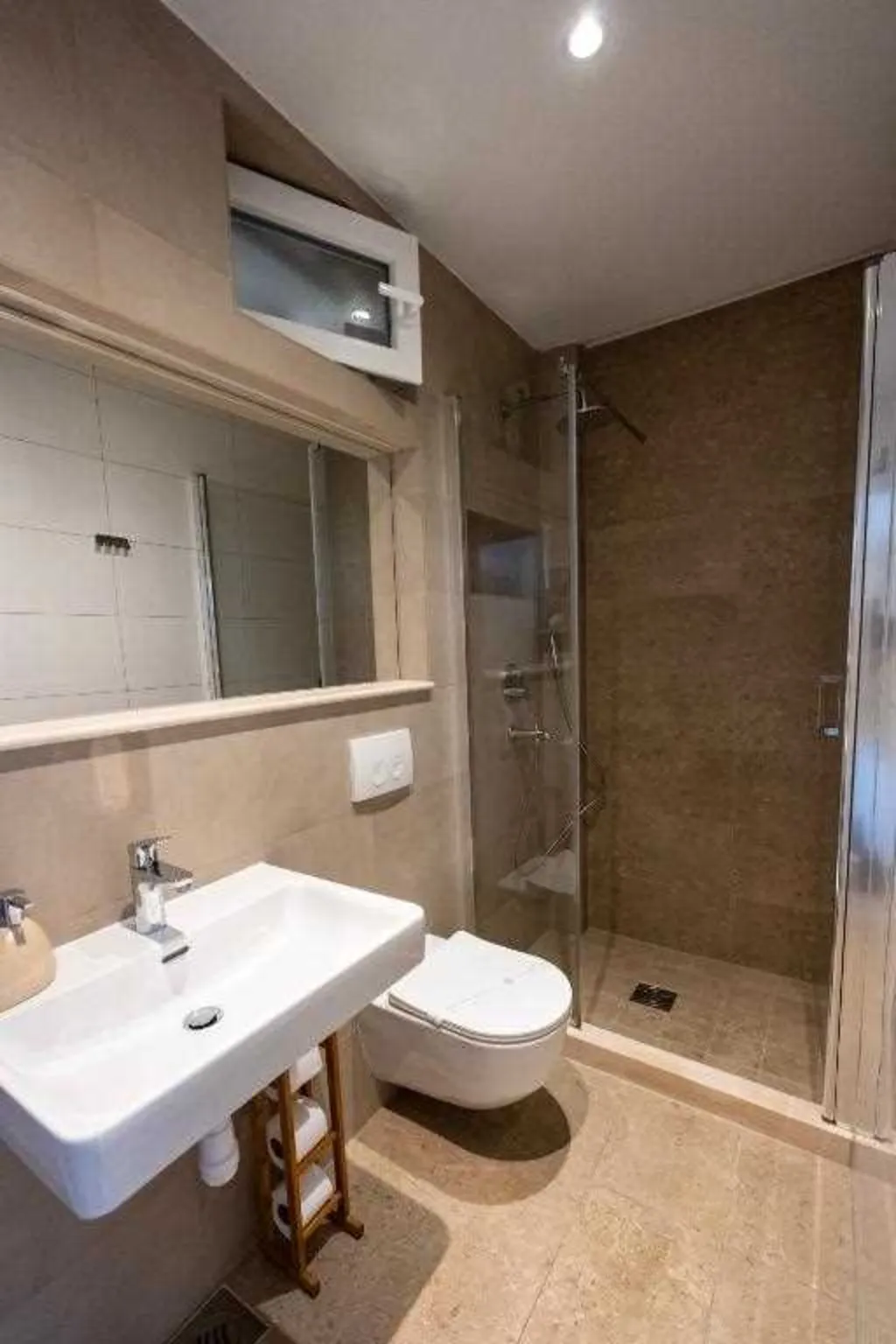 Two-Bedroom Beach House in Babino Polje