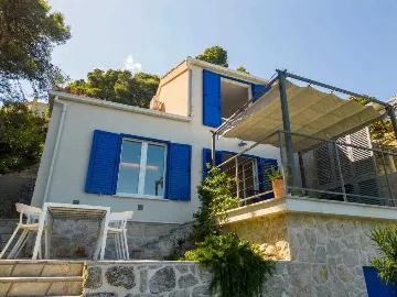 Two-Bedroom Beach House in Babino Polje